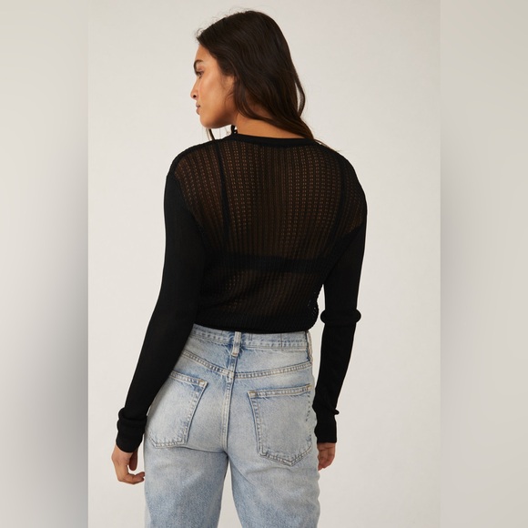 H20 Crew Pullover in Raw Garnet - Picture 5 of 6